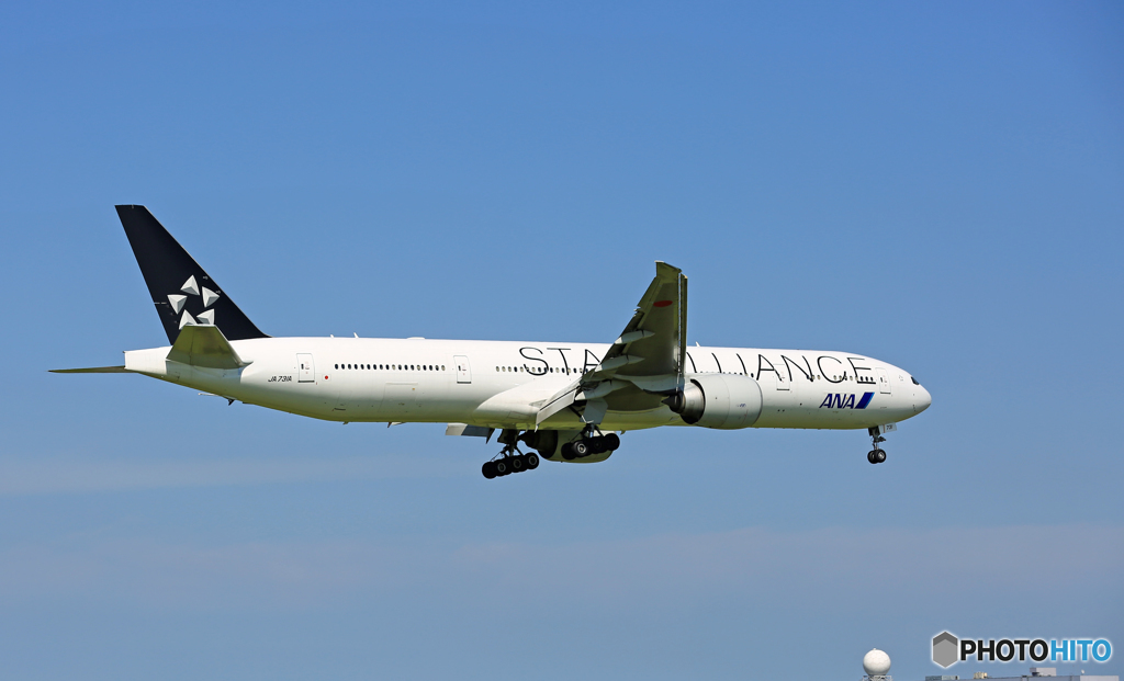 到着 ANA STAR 777-381 JA731A