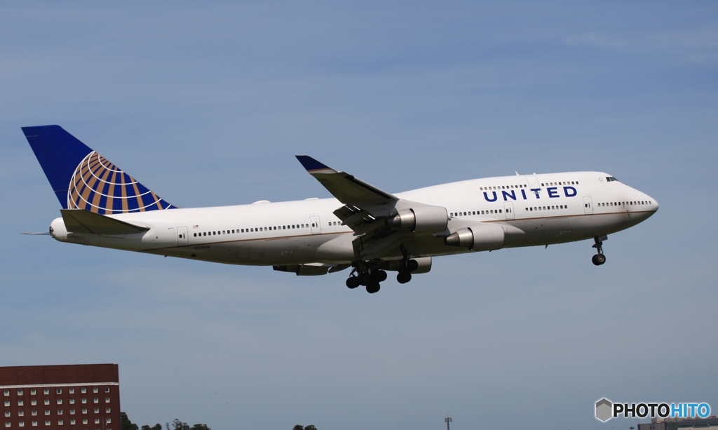 到着　UNITED ７４７ジャンボ機