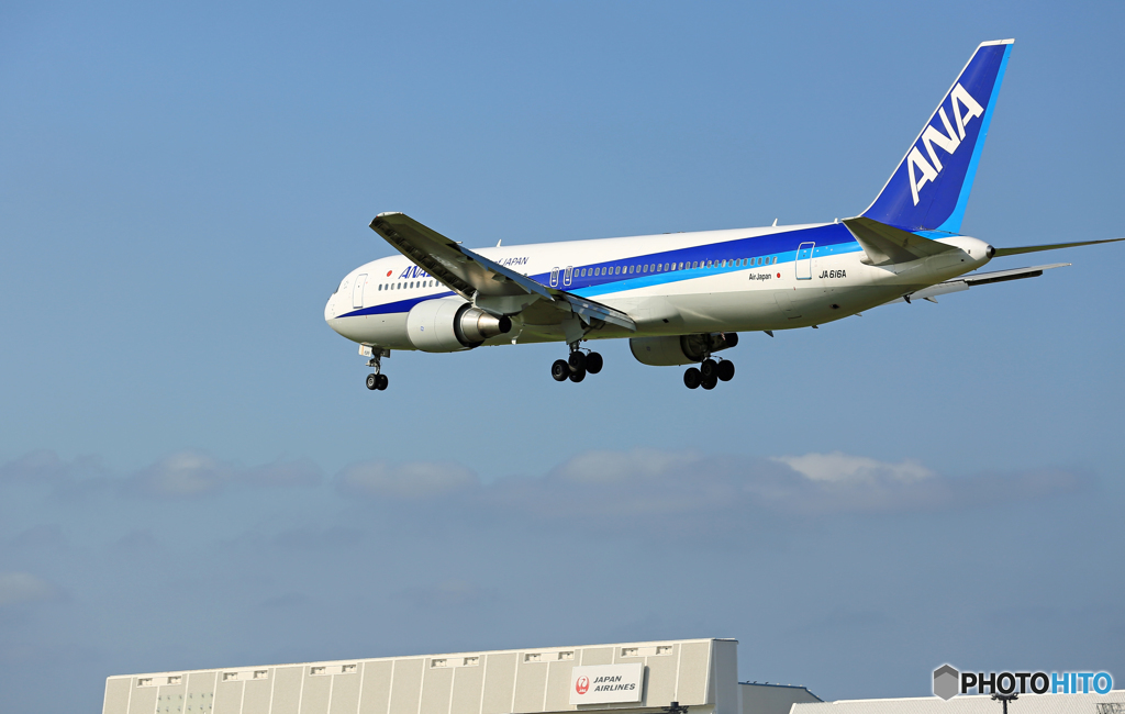 到着 ANA 767-381 JA616A