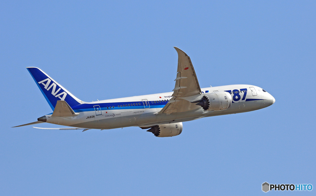 出発 ANA B７８７-8 JA813A