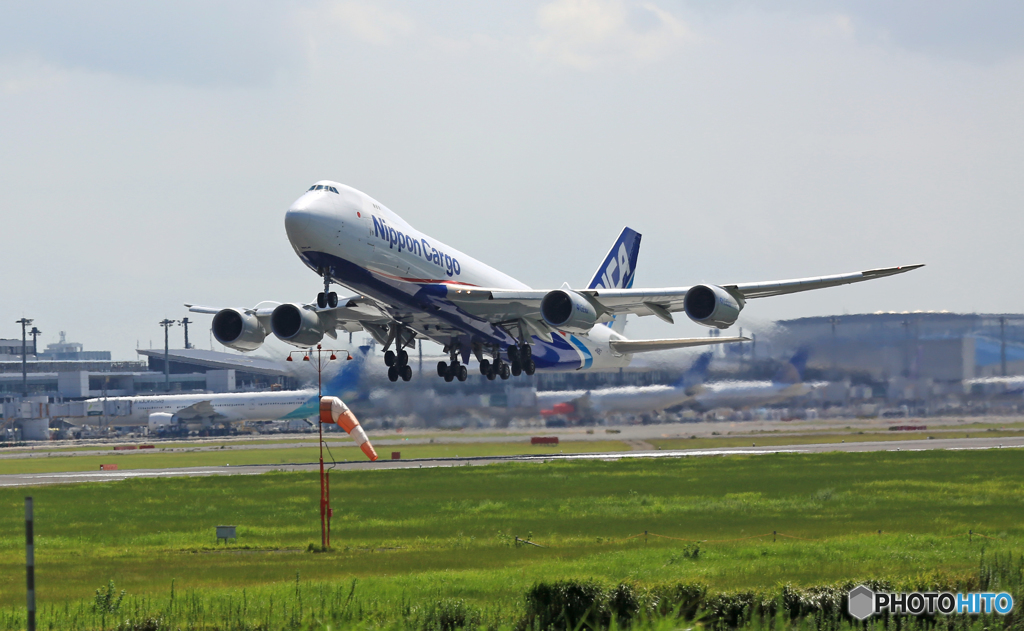  出発 NCA 747-8KZF