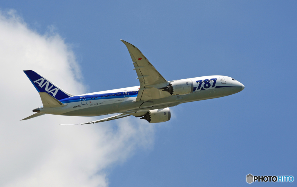 飛び立ち ANA 787-8 JA813A