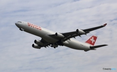 SWISS A340-313 HB-JMK 飛び立ち　