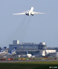 ✈Private:Bombardier BD-700 Global VP-CGM