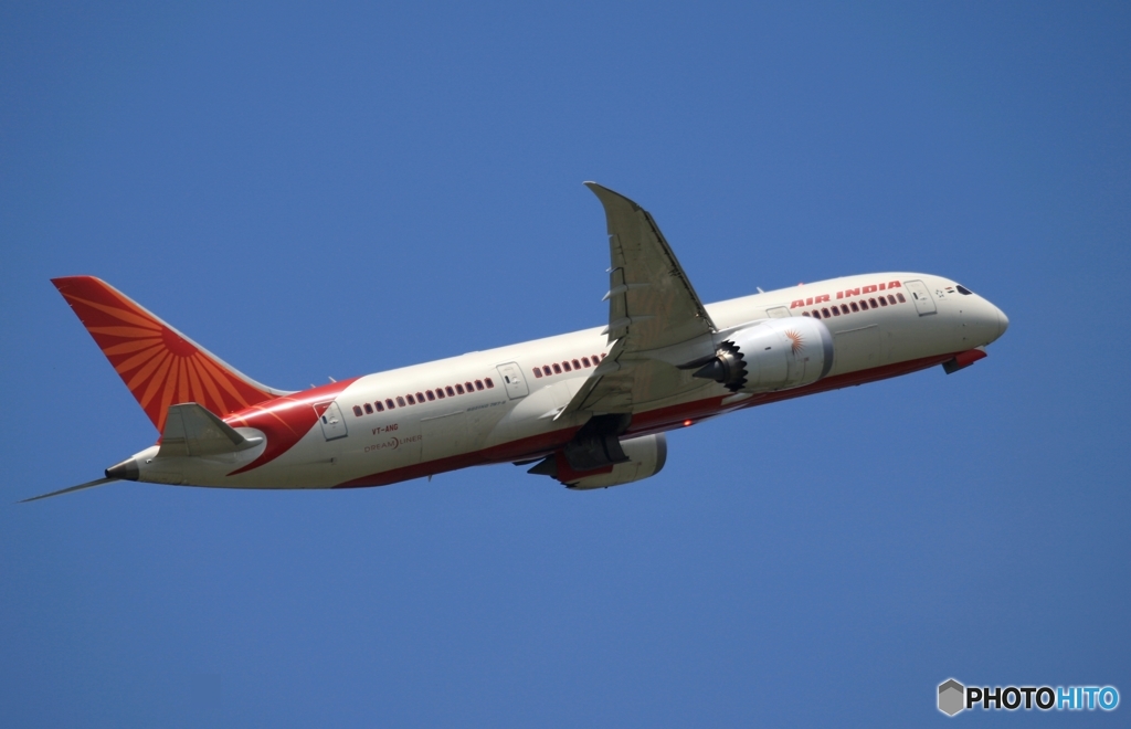 出発　AIR INDIA 787-8 