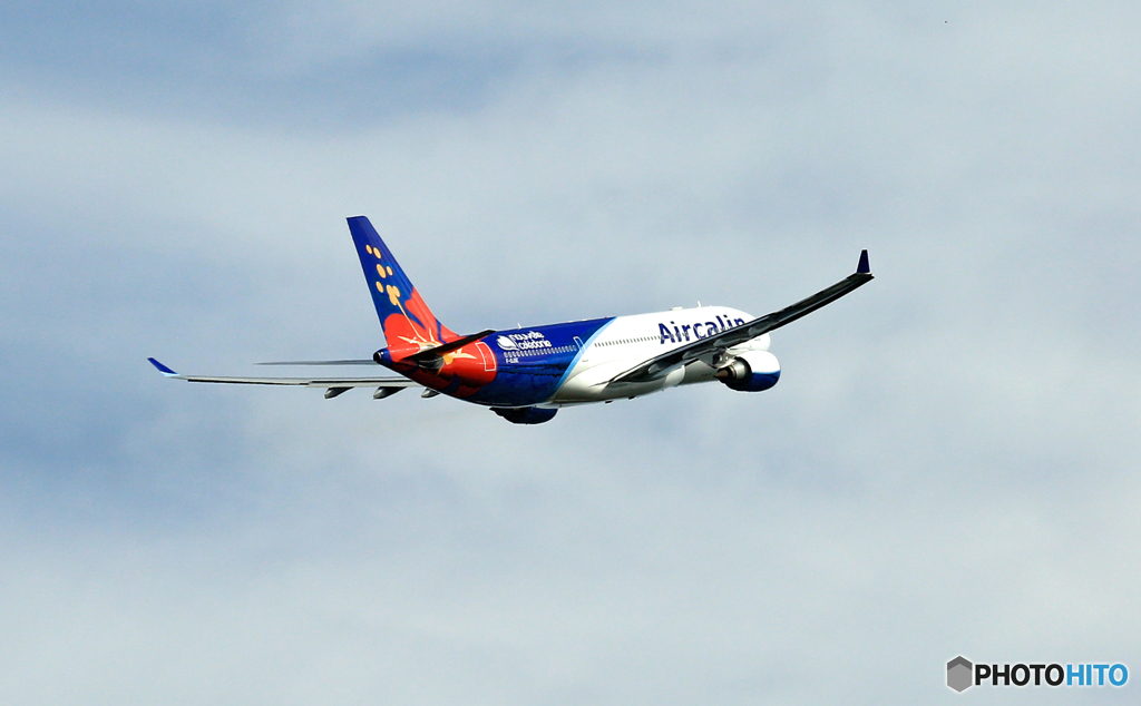 出発 Air Calin A330-202 F-OJSE
