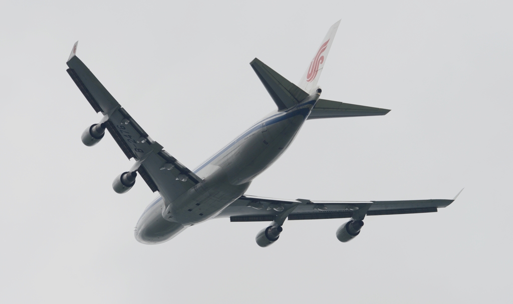 離陸（46）CHINA　Cargo 747-400F 