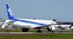 出発（168）ANA 777-300