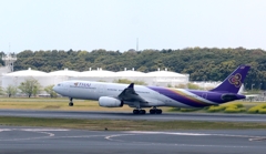 飛び立ち（78）THAI 747-400