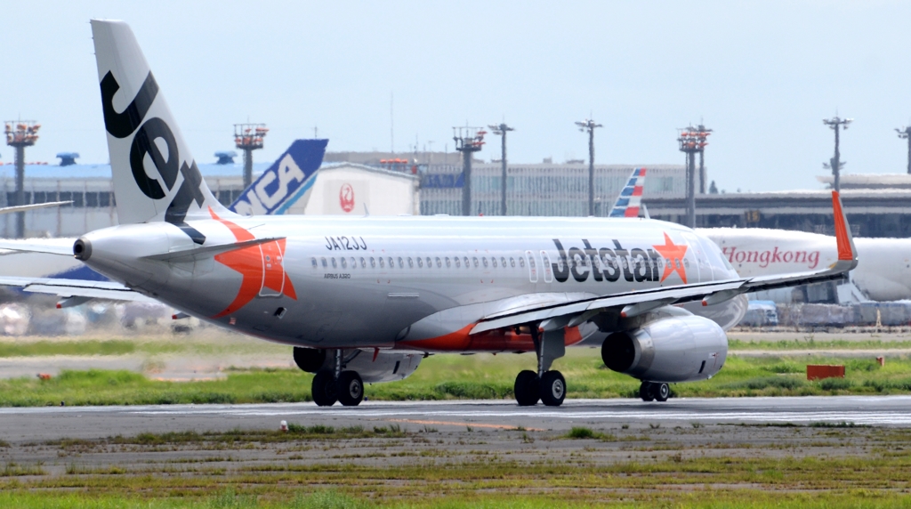 出発（157）Jetstar A320-232