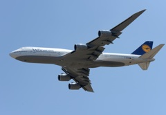 Lufthansa 747-8i 離陸
