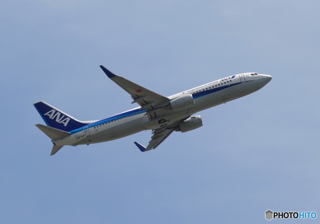 出発　ANA 737-881