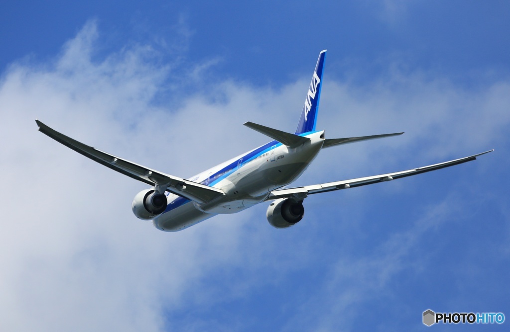離陸 ANA 777-300 JA790A