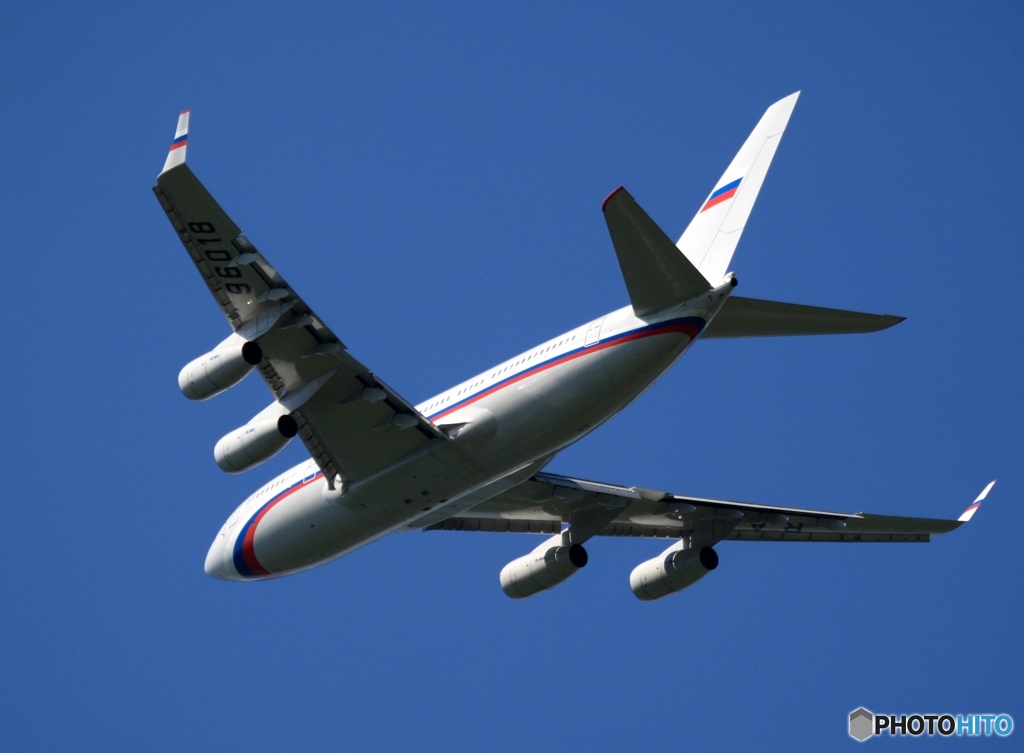Russian Air Ilyushin IL-96-300 RA-96018