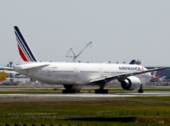 Air France 777-328ER 出発