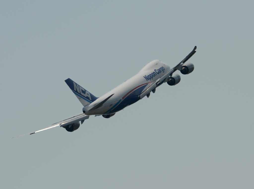 NCA 747-8F 出発