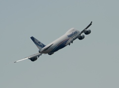 NCA 747-8F 出発