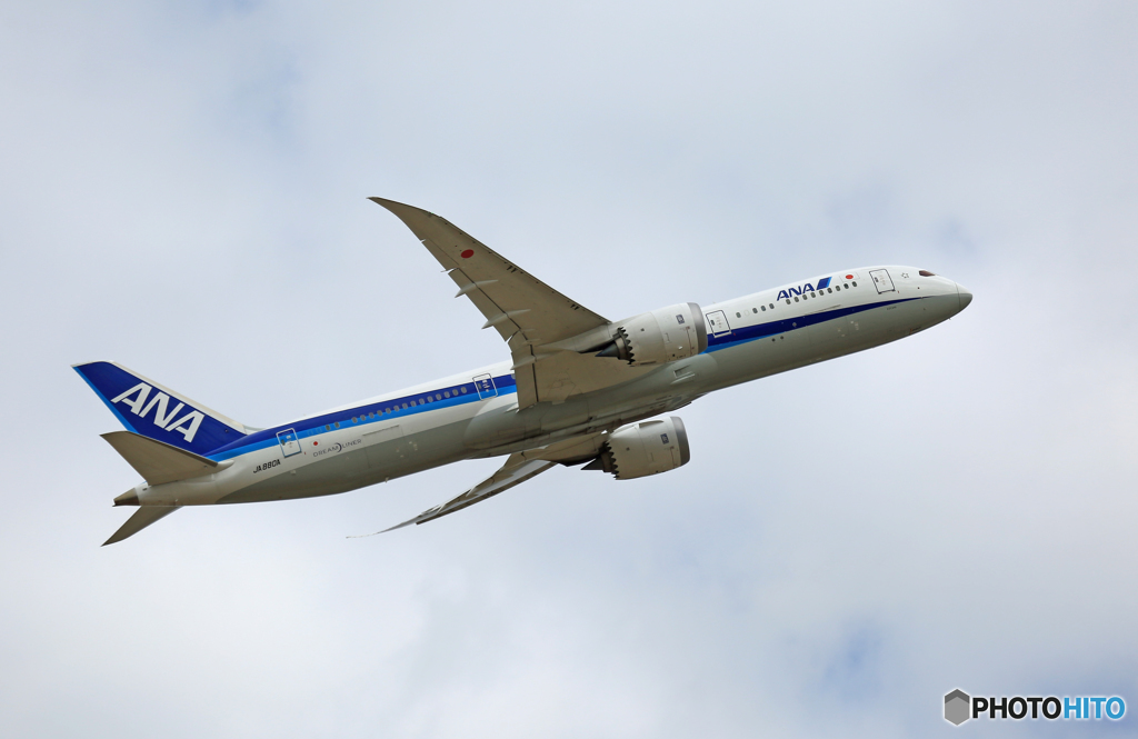出発 ANA 787-9 JA880A