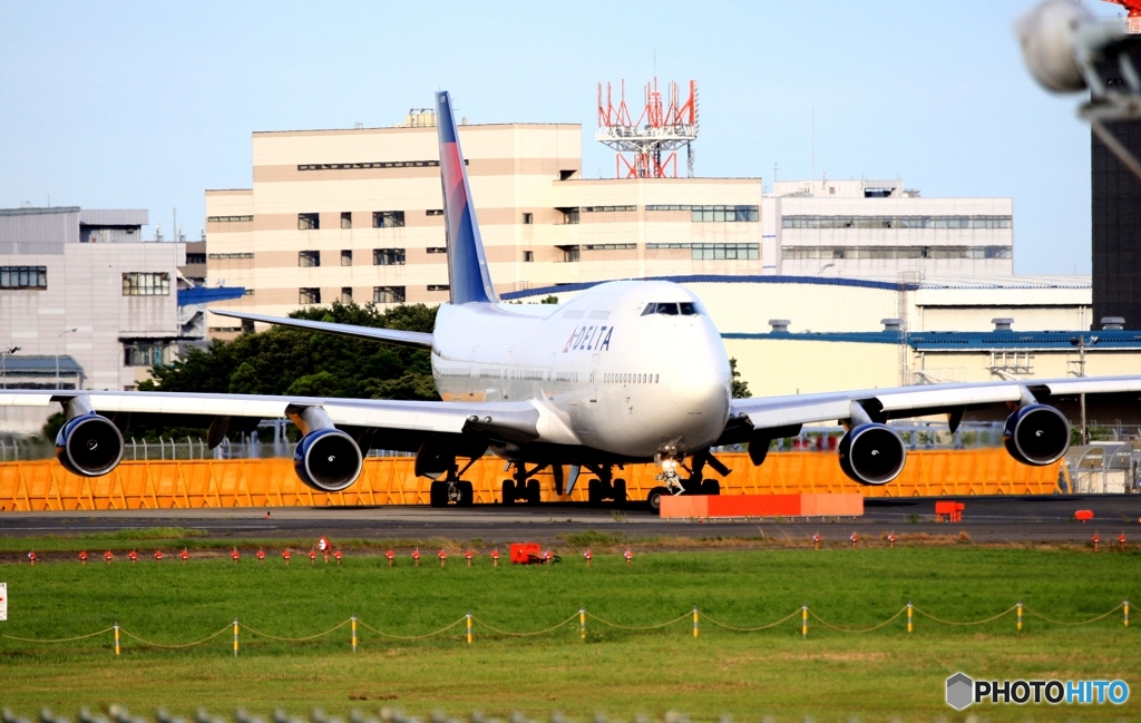 離陸  Delta７４７ジャンボ機