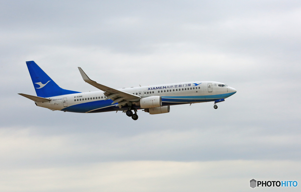 Takeoff Xiamen 737-86N B-5386