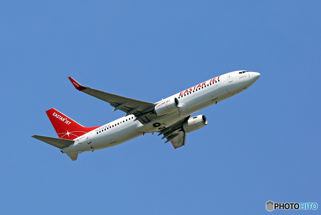 離陸 EASTERJET 737-86J HL8053