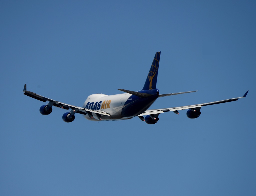 離陸 ATLAS 747-400F