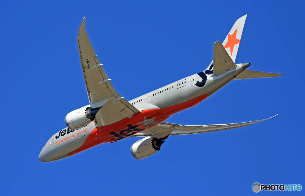 離陸 Jetstar 787-8 VH-VKF