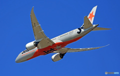 離陸 Jetstar 787-8 VH-VKF