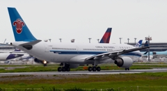 出発（185）CHINA SOUTHEN A330-223 