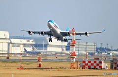 出発 Air Tahiti Nui A340-313 F-GSUN