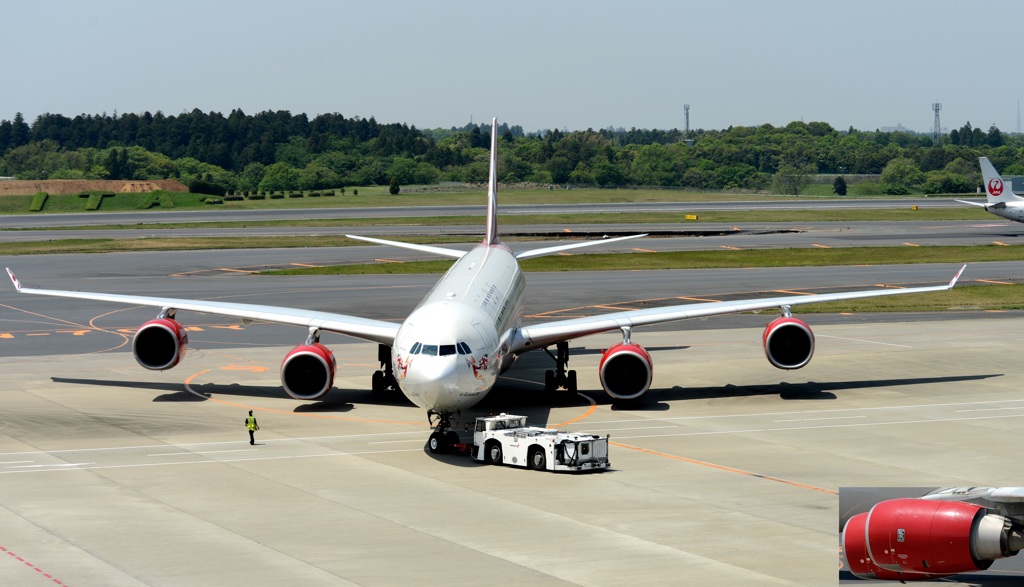 フロント（4）virgin A340-600