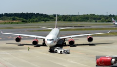 フロント（4）virgin A340-600