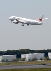 飛び立ち（89）JAPAN AIRLINES  787-8　