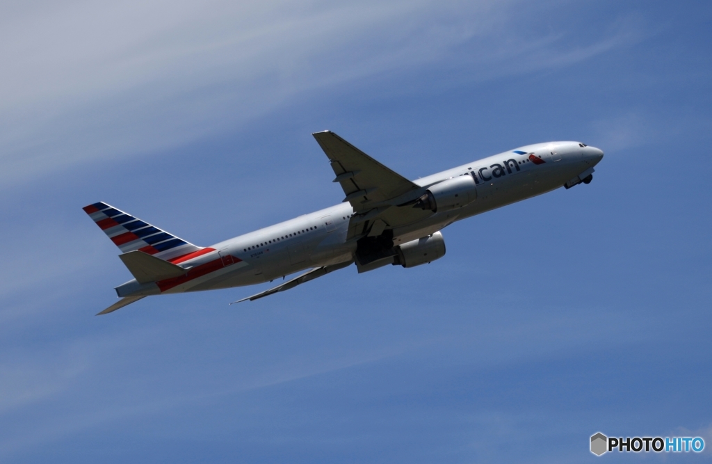 American 777-223 離陸