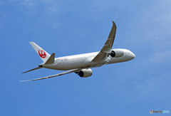 飛び立ち JAL 787-9 JA865J