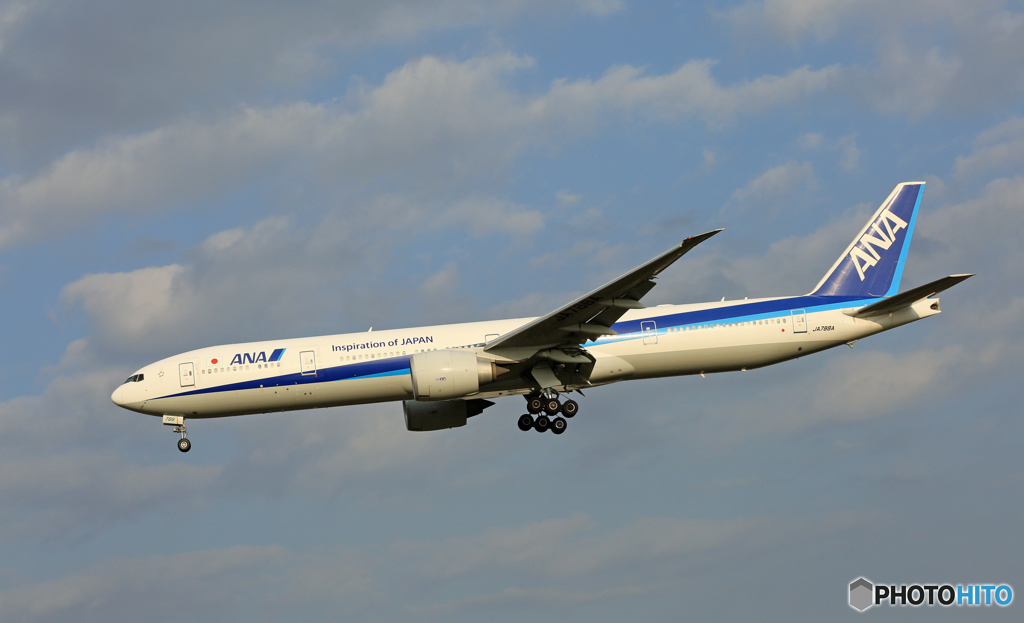 着陸 ANA 777-381 JA788A