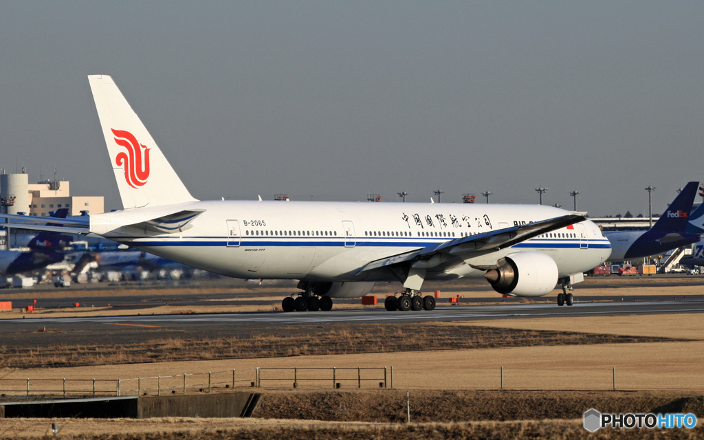 Air China 777-2J6 B-2065