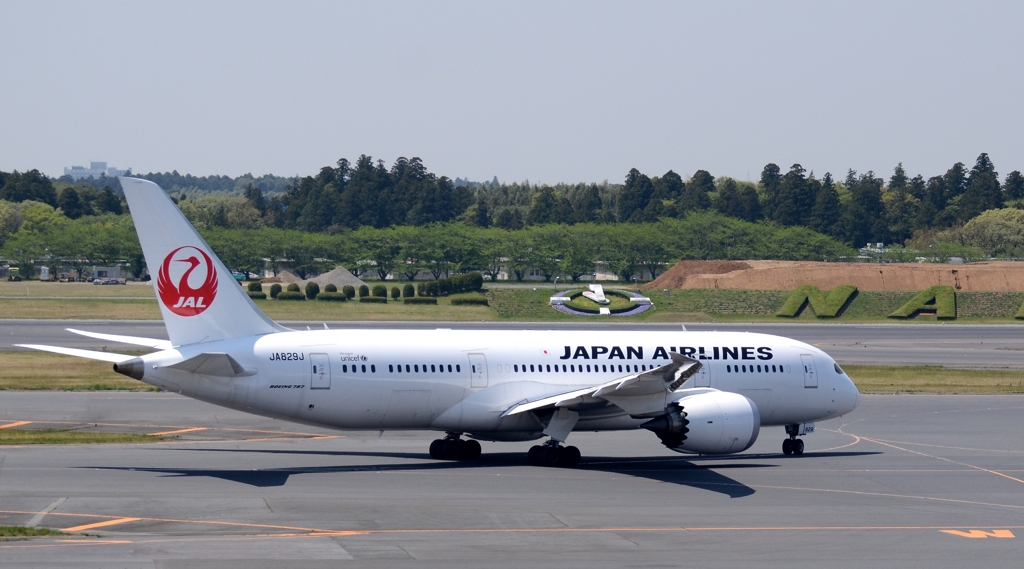 出発（34）JAL 787-8　　
