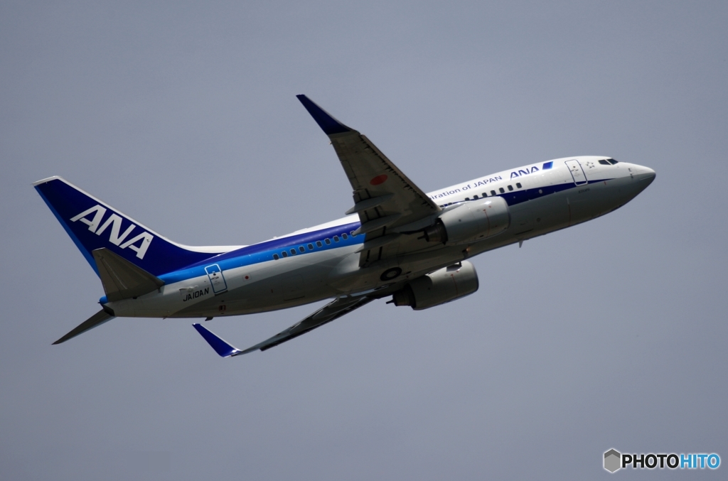 飛行　ANA 737-700ER
