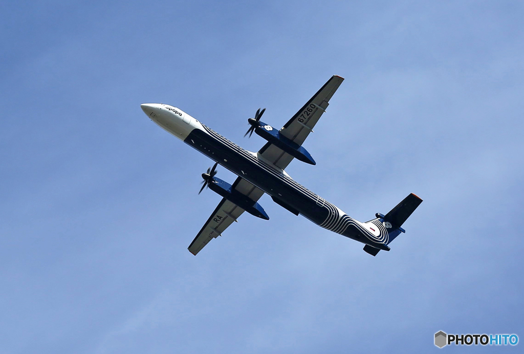 「空色」 Aurora DHC-8-402Q RA-67260 飛行