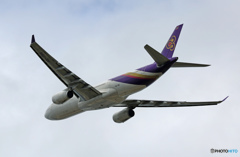 出発 THAI A330-343 HS-TBA 