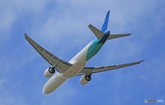 飛び立ち　Garuda 777-3U3 PK-GIC