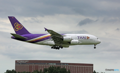 「☁」タイ A380-841HS-TUB 着陸