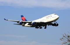 ジャンボ機Delta 747-400 到着　