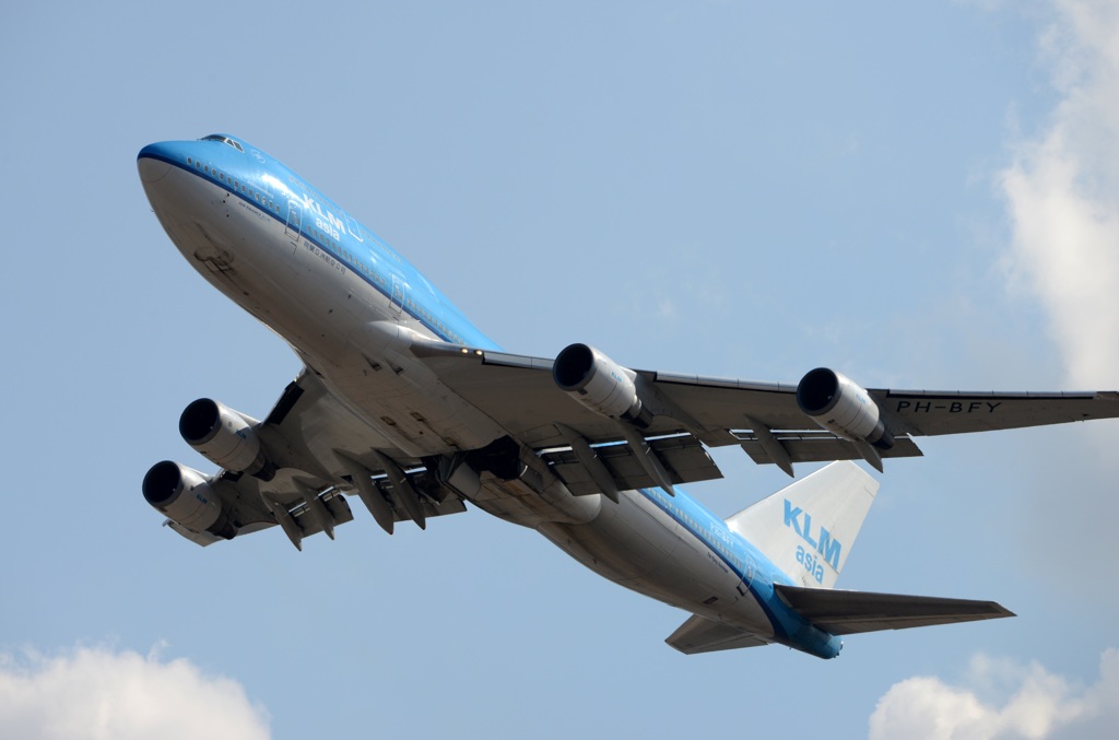 離陸 KLM 747-400