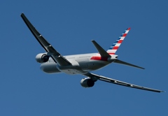 離陸(342)American 777-223ER  離陸(342)American 777-223ER