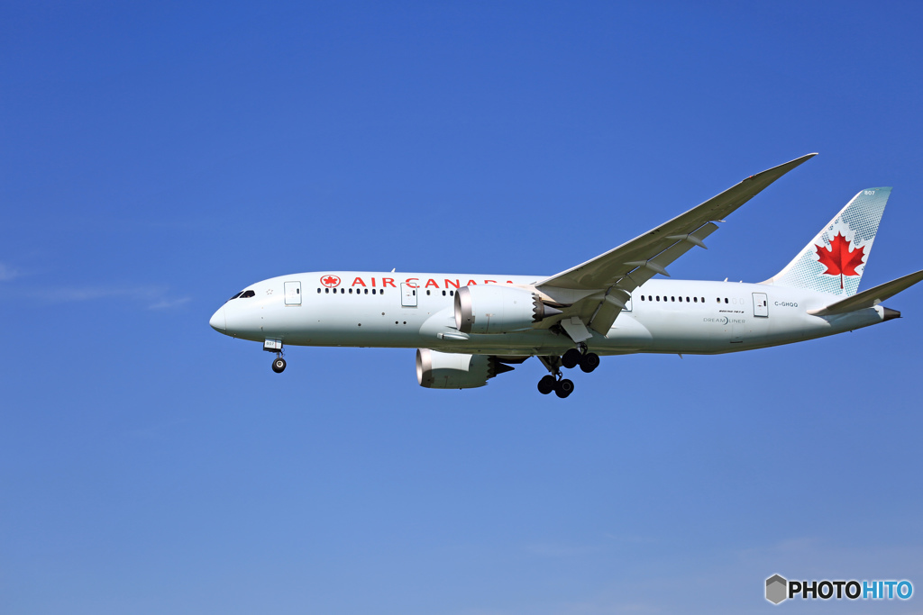 AIR CANADA 787-8 C-GHQQ 着地前 