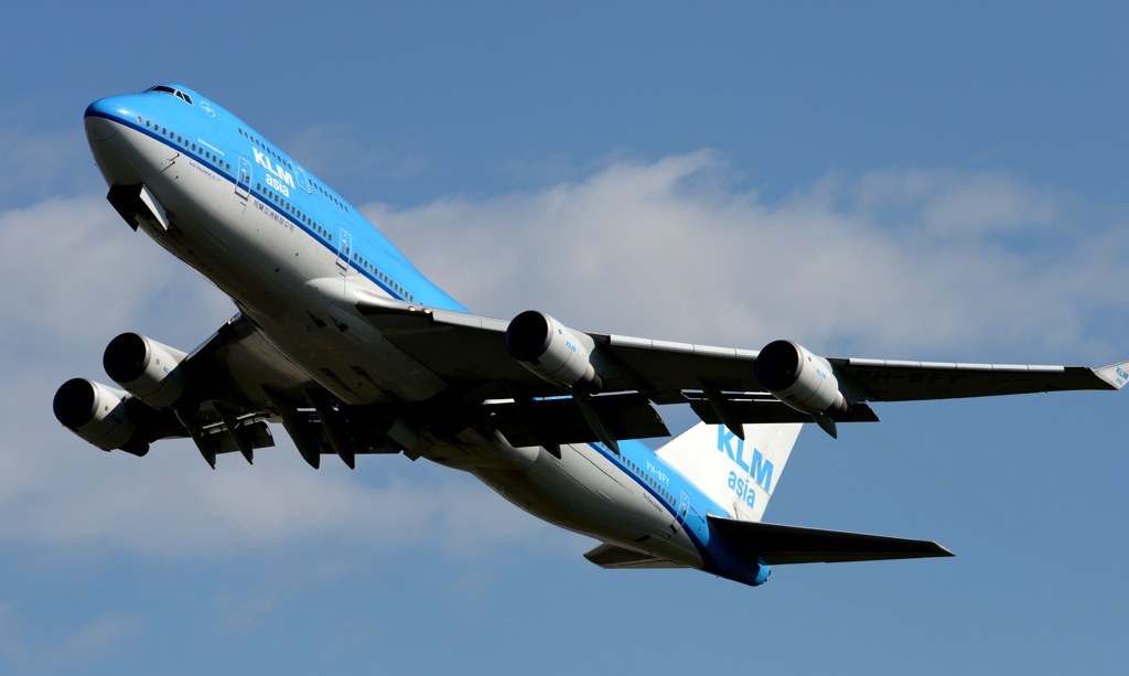 離陸（298） KLM Royal Dutch Air 747-406