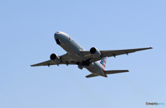 [青空]　American 777-200 N784AN