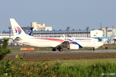 出発　Malaysia 737-8H6 